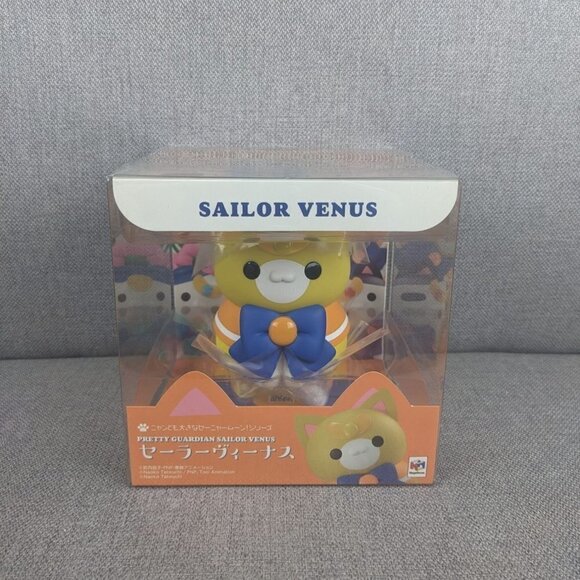 Pretty Guardian Sailor Moon Nyanto! Sailor Venus Mini-Figure - Picture 1 of 7